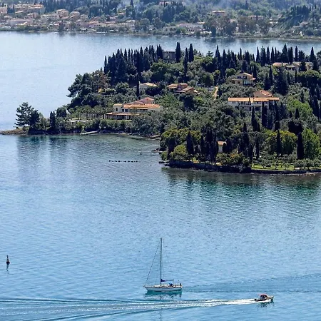 Ξενοδοχείο ορφέας *